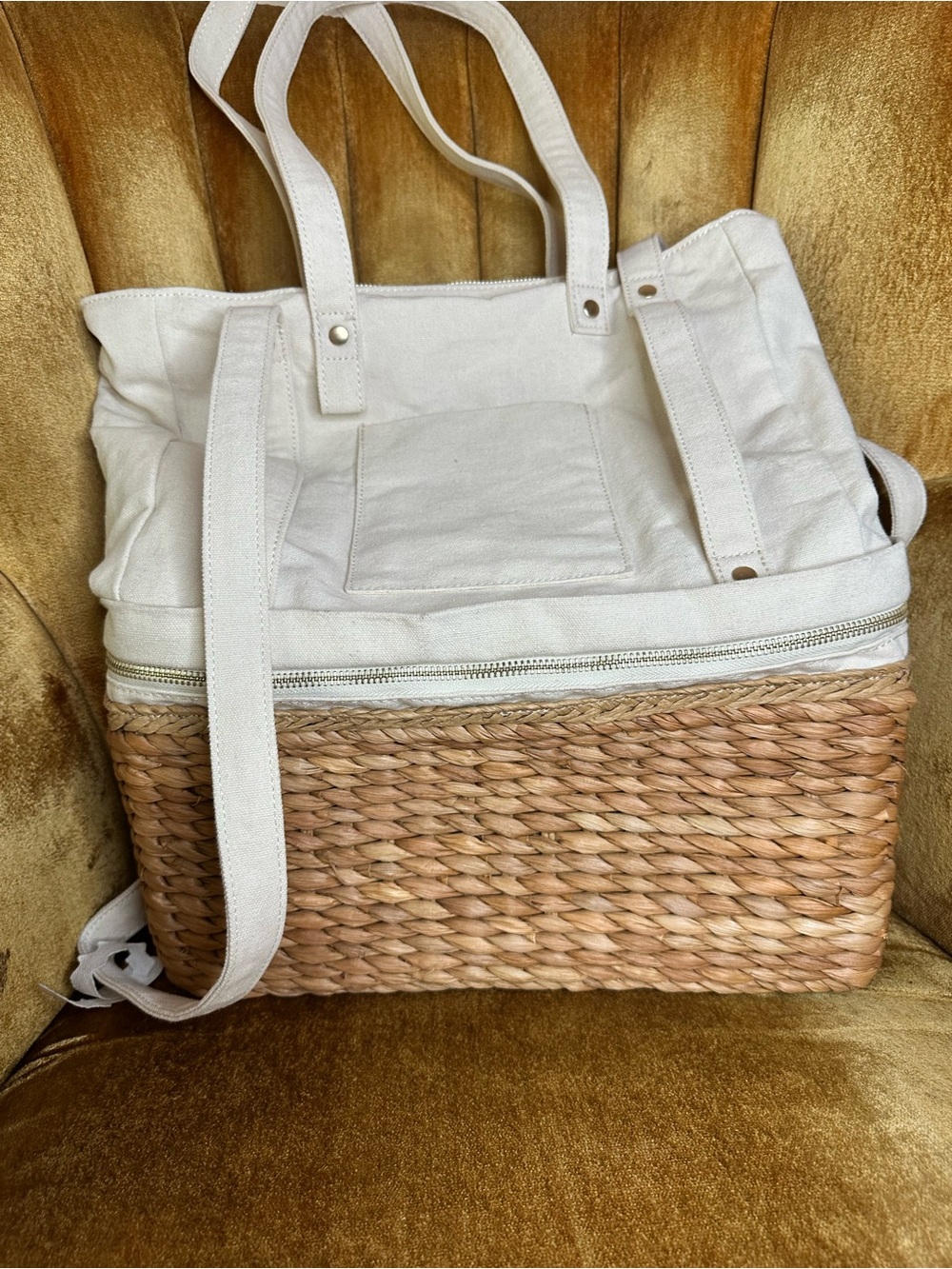 l*space White Road Trippin Backpack Tote with Woven Straw Base Cooler NWOT - Picture 8 of 16